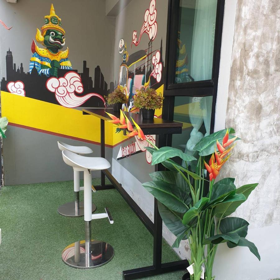 V30 Sukhumvit Ξενοδοχείο Μπανγκόκ Εξωτερικό φωτογραφία