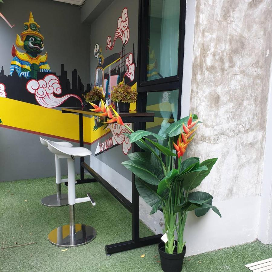 V30 Sukhumvit Ξενοδοχείο Μπανγκόκ Εξωτερικό φωτογραφία