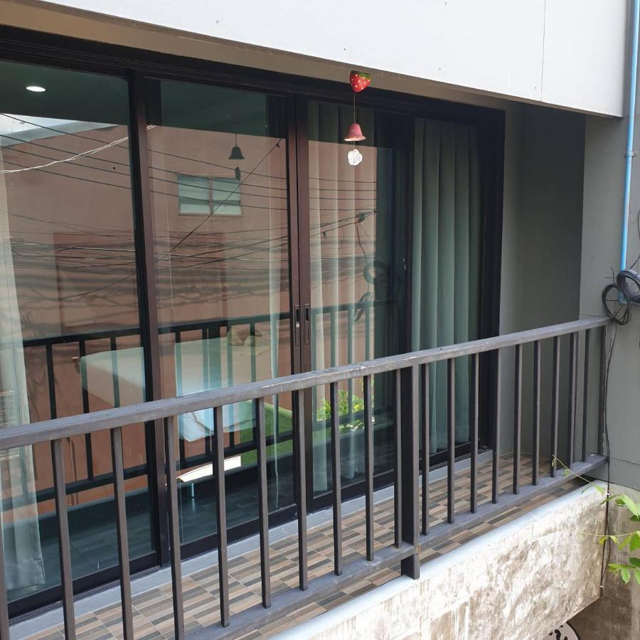 V30 Sukhumvit Ξενοδοχείο Μπανγκόκ Εξωτερικό φωτογραφία