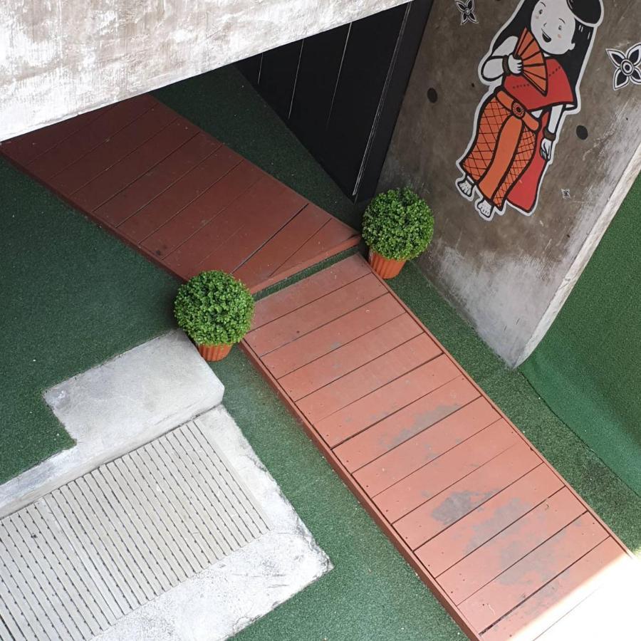 V30 Sukhumvit Ξενοδοχείο Μπανγκόκ Εξωτερικό φωτογραφία