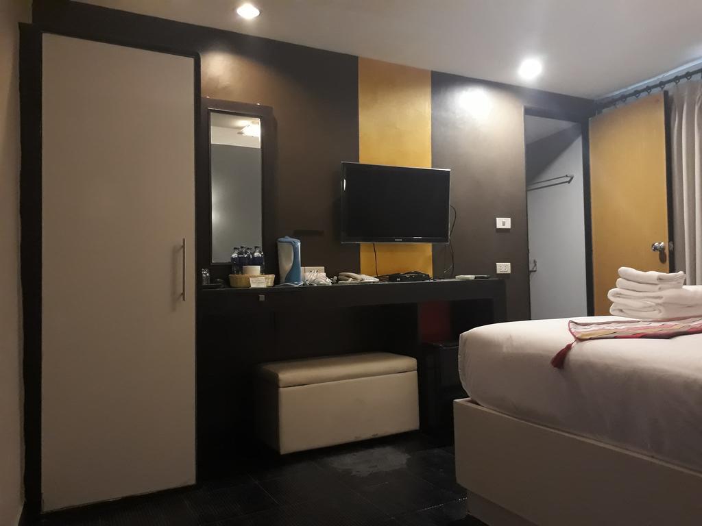 V30 Sukhumvit Ξενοδοχείο Μπανγκόκ Εξωτερικό φωτογραφία
