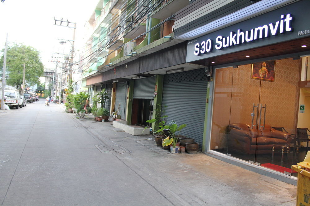 V30 Sukhumvit Ξενοδοχείο Μπανγκόκ Εξωτερικό φωτογραφία
